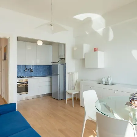 Terrazzo Sul Mare By Interhome 아파트 *